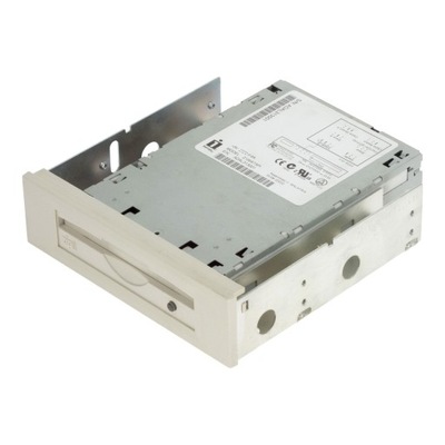 IOMEGA Z100ATAPI 100MB IDE 5.25" ZIP DRIVE