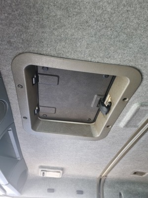 Kompletny люк ручний volvo fl 6 00-06 фото №1