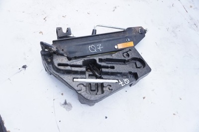 Домкрат ключи audi q7 4l фото №1