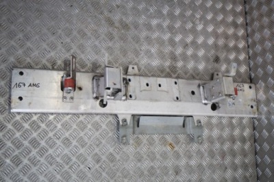 Балка кронштейн mercedes w167 a1672409200 фото №1