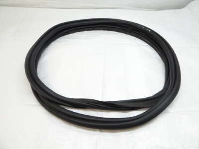 Peugeot 308 ii t9 hb прокладка задній кришки багажника фото №1