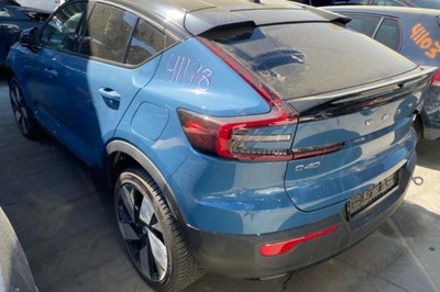 Volvo c40 задня кришка багажника бампер лампа крила 734 фото №1