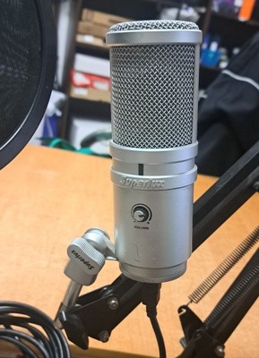 Mikrofon pojemnościowy USB Superlux E205U ze statywem