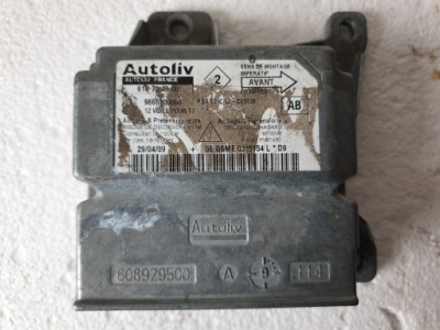 Датчик подушек подушка безопасности peugeot 308 610714900 фото №1