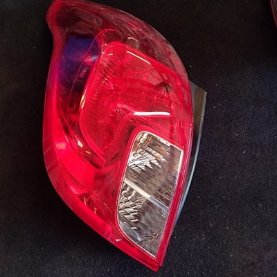 Opel mokka лампа левая задняя 42435941 фото №1