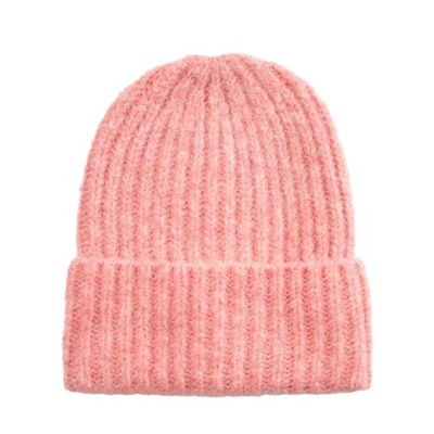 Zimowa czapka Numph różowa