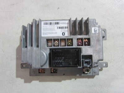 Chrysler pacifica 17 радіо тюнер harman 68232028ak фото №1