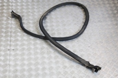 Правая прокладка дверь cabrio porsche 992 992871196 фото №1