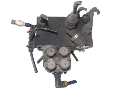 Renault magnum 420 96r клапан 4 контурний 03319400 фото №1