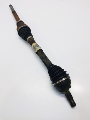 Приводной вал правая peugeot 2008 1,6 vti #89 фото №1