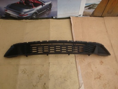 Kia ceed iii решётка бампера средняя фото №1