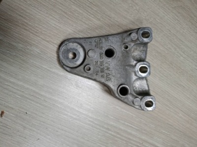 Кронштейн двигателя seat 600199185n фото №1