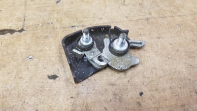 Защёлка удерживающий дверь сдвижные dodge ram cv caravan v фото №1