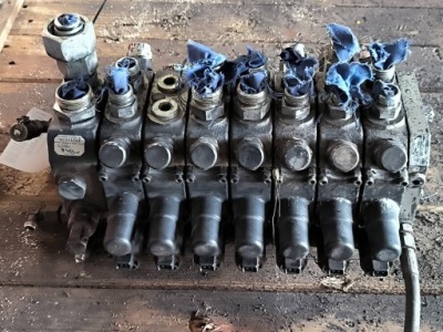 Розподільник 54928 hydro керування volvo fe 300 фото №1