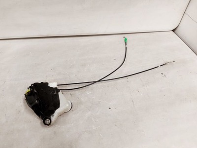 Subaru trezia замок двері лівий перед 6 pin фото №1