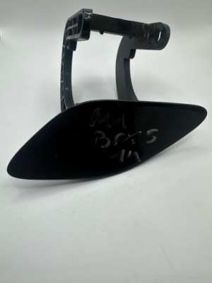 Mercedes glw w204 рестайлінг  заглушка розпилювача ліва фото №1