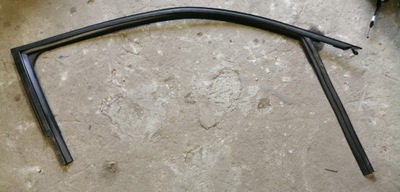 Audi a1 3d молдинг прокладка двері права передня фото №1