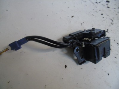 Toyota prius ii 03-09 1.5 hybrid замок крышки задний фото №1