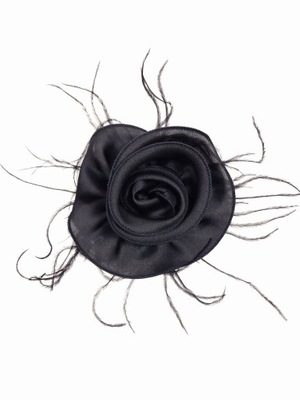 Kwiat z materiału z piórami jak broszka naszywka czarny