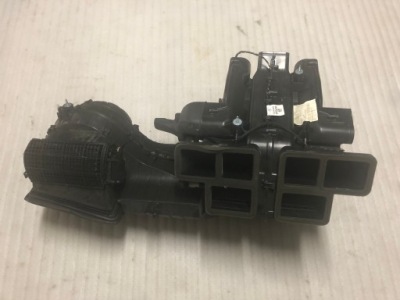 Mercedes w246 отопитель a2468301800 фото №1