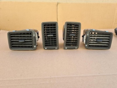 Решётка обдув левая правая середина fiat idea фото №1