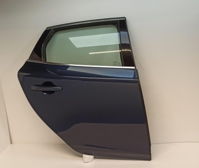 Volvo v40 ii двері правий задня 498 фото №1