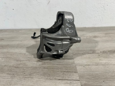 PAGALVĖ VARIKLIO 4M0199372FH AUDI A4 B9 