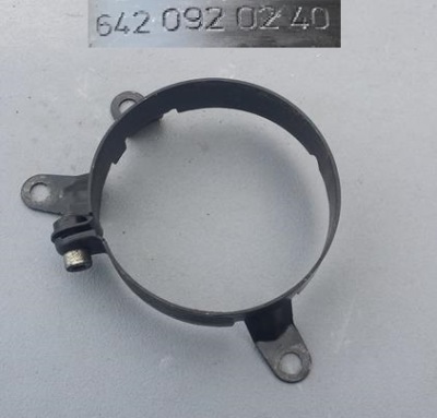 Кронштейн кронштейн фильтра mercedes 6420920240 фото №1