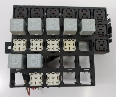 Коробка запобіжників porsche boxster 986 фото №1