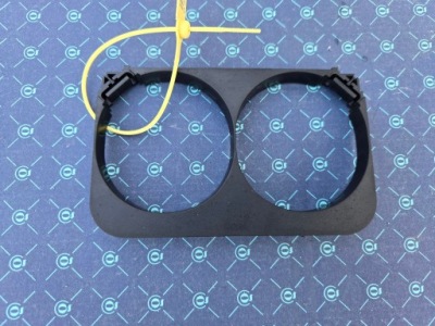 Держатель на puszke задний  bmw 5 e39 8249707 фото №1