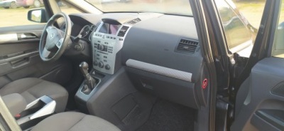 Pulpit панель приладів подушка безпеки opel zafira b europa фото №1