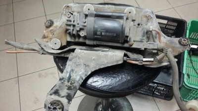 Компрессор audi a7 подвеска 4g0616005c фото №1