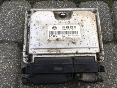 Бортовий комп'ютер vw polo 6n2 lupo 1.0 mpi 030906032ce фото №1