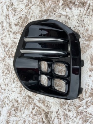 Решётка бампера правая перед kia sportage iv ql фото №1