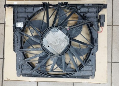 Вентилятор радіатора bmw 5 f10 17427633273 фото №1