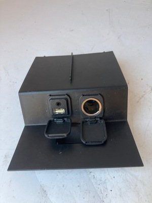 Роз'єм usb прикурювача mazda cx5 kd45-644a1 фото №1