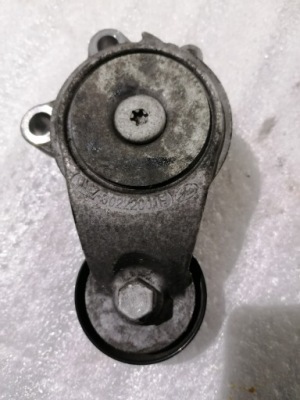 Jeep grand cherokee wk2 11- 3.0crd натяжитель ремень фото №1