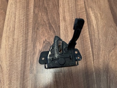 Hyundai veloster 2011- замок капот фото №1