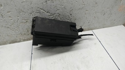 Коробка запобіжників mercedes r-klasa w251 3.0 cdi 1645400182 фото №1