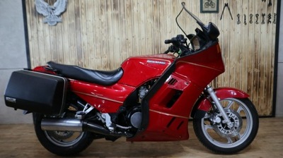 Kawasaki 1000 GTR (GTR 1000) ## Piękny Motocykl