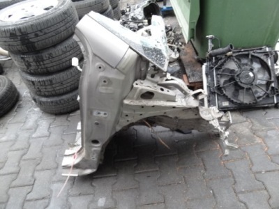 Toyota yaris iii 2014 лонжерон передняя правая фото №1