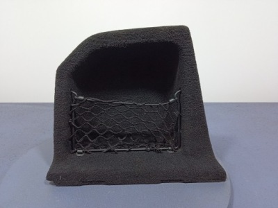 Mercedes gls x166 обивка обшивка ниша багажника правый задняя фото №1