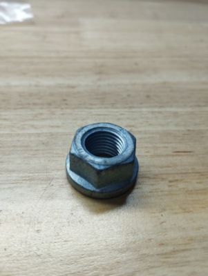 Nakretk m14x1,5 a0009908650 фото №1