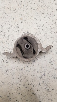 Кронштейн подушка двигуна primera p11 lift 1.6 16v фото №1