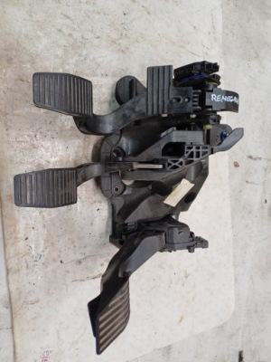 Педалі зчеплення gaz гальмо jeep renegade 520490260 фото №1