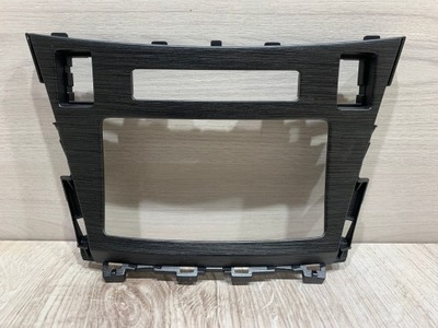 Toyota prius рамка накладка радио 55422-05020 фото №1