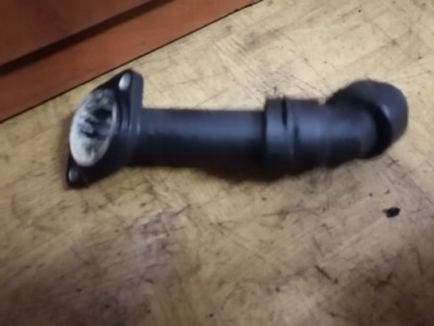 Корпус патрубок термостата passat b5 06b121121 фото №1