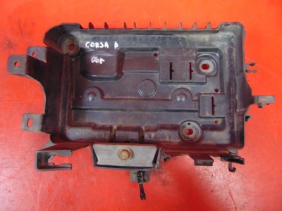 Opel corsa d основание корпус аккумулятор 13235642 фото №1