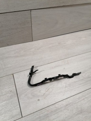 Chrystler напрямна бампер правий 5113136aa фото №1