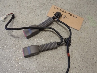 Honda civic sedan viii 06- кліпса поперечина передня фото №1